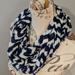 Infinity scarf